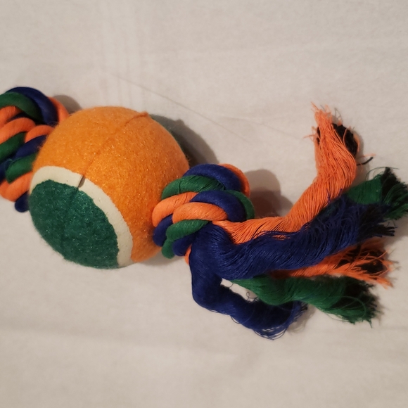 HP🎉Bow Wow Pals NEW DOG TOY Classic Rope Tug w/Ball Two Knot RUN ~ JUMP ~ FETCH - Picture 8 of 9